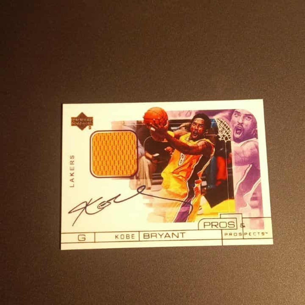 2001 UPPER DECK KOBE BRYANT PROS & PROSPECTS SIGNATURE JERSEYS RP*